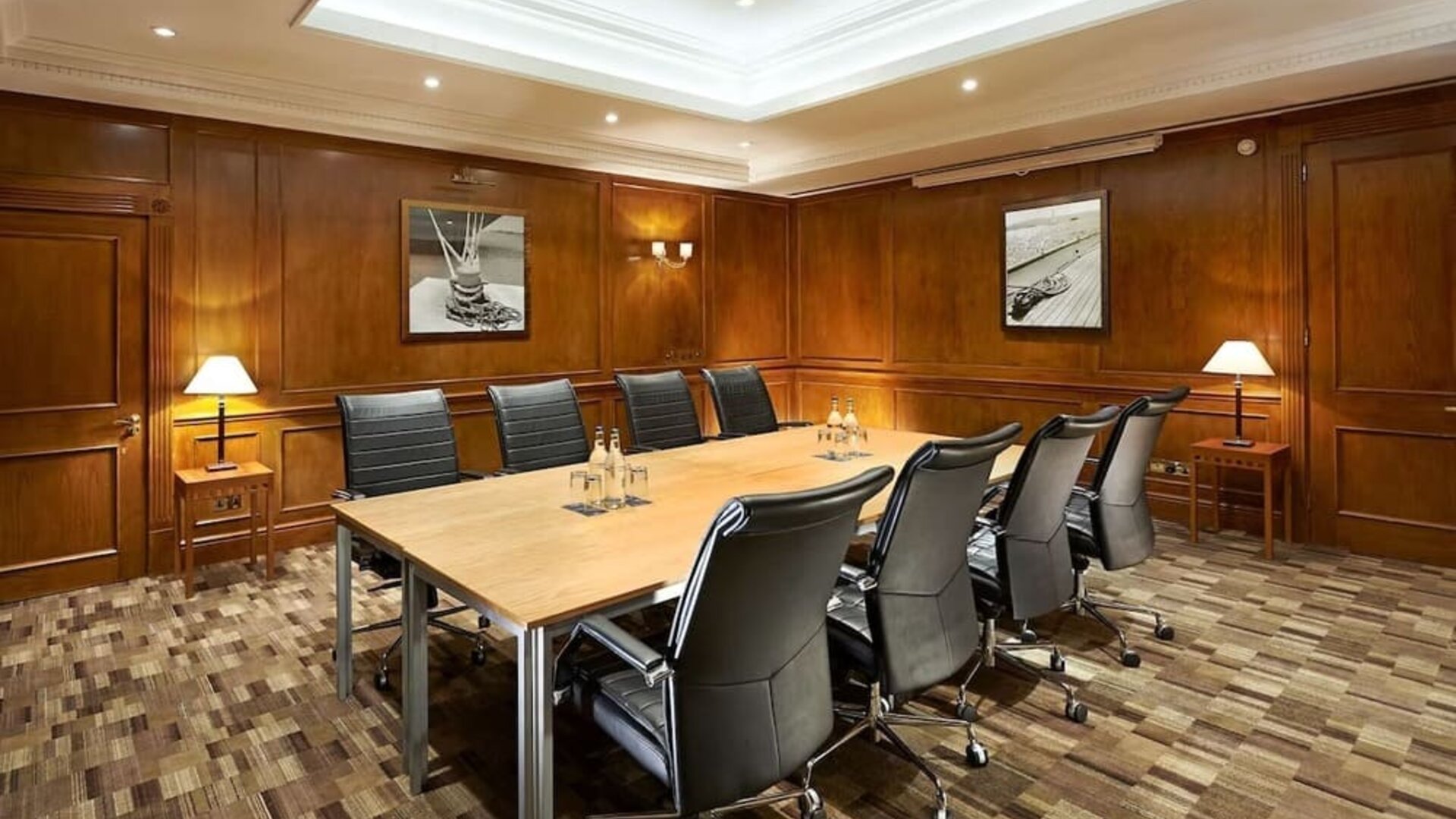 Professional meeting room at DoubleTree By Hilton Southampton.
