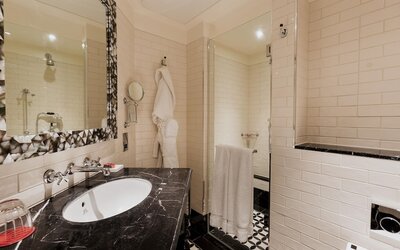 The Lalit London
