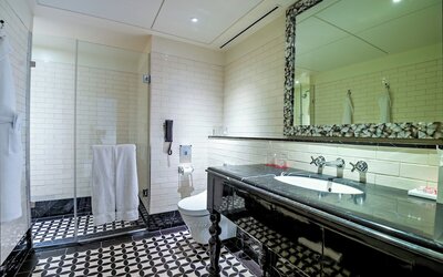 The Lalit London