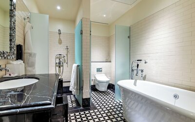 The Lalit London