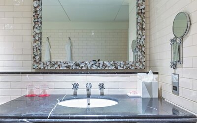 The Lalit London