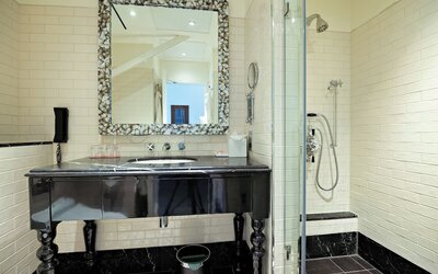 The Lalit London