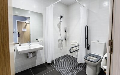 Holiday Inn Express Wigan by IHG