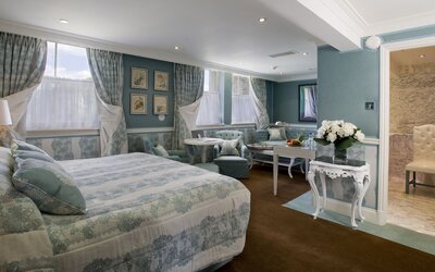 The Montague On The Gardens