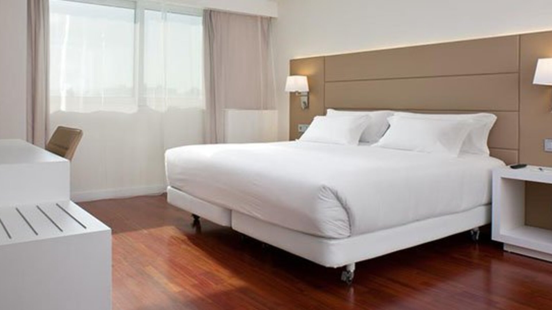 NH Pamplona Iruña Park