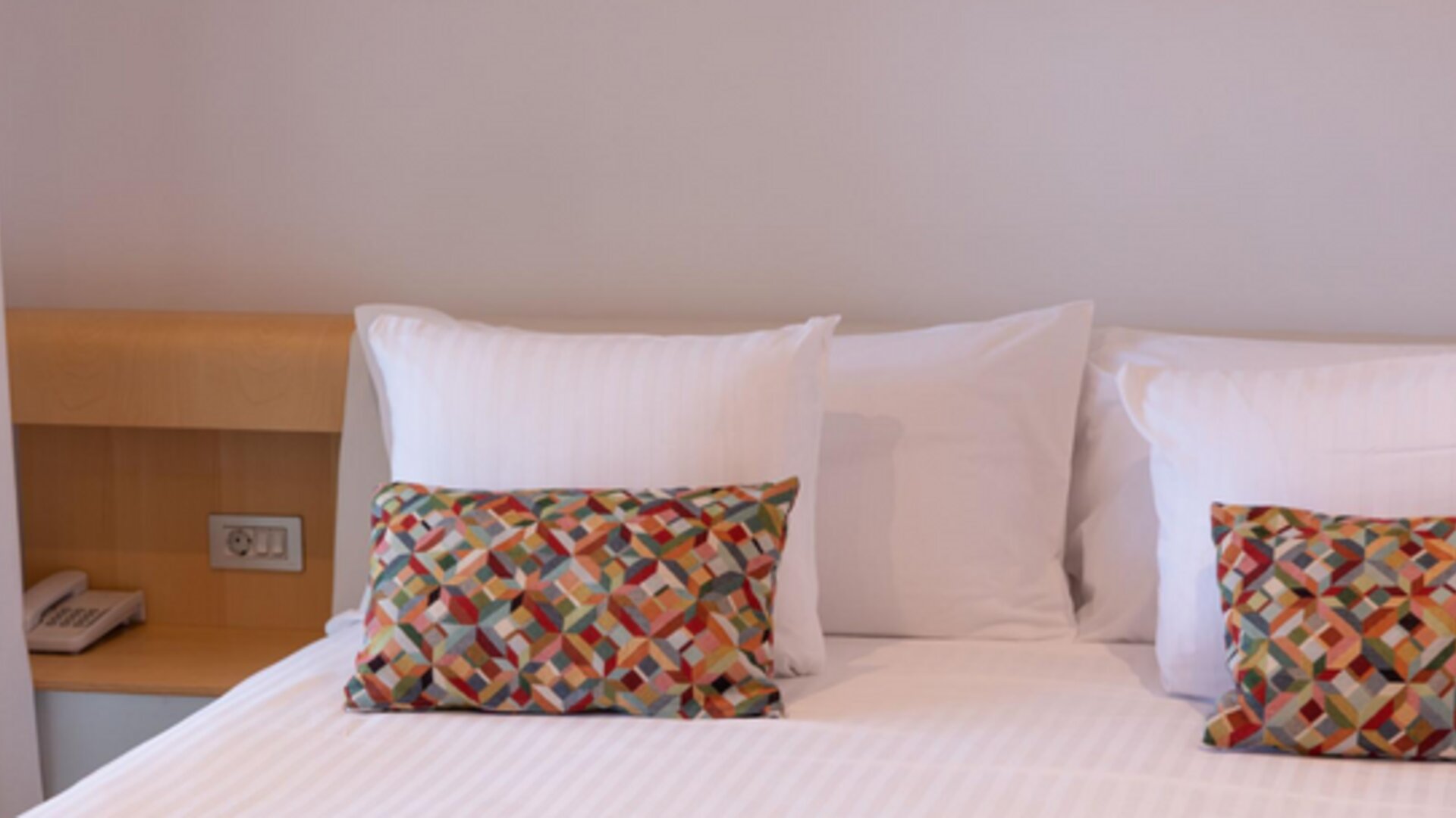 Hotel NM Suites By Escampa Hotels