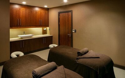 Couple treatment room available at DoubleTree By Hilton Hotel & Spa Chester. 