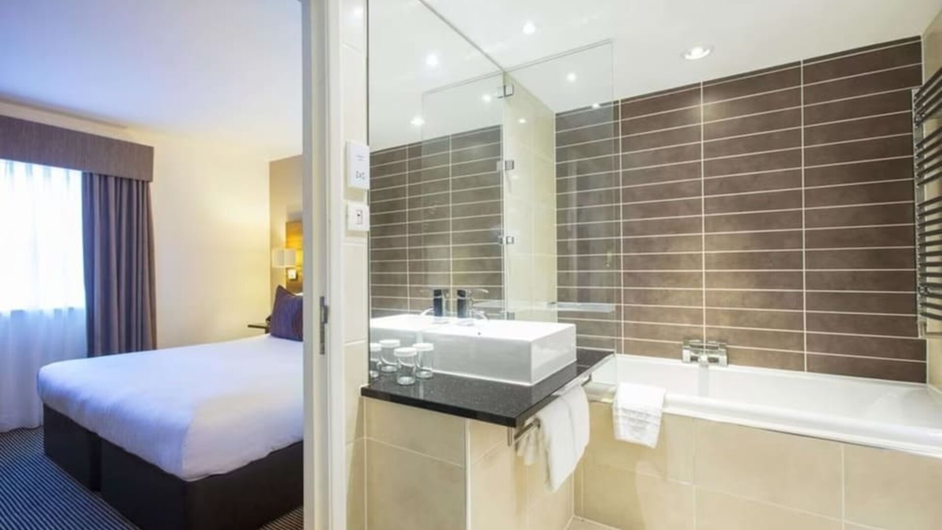 Day use room with tub at DoubleTree By Hilton Hotel & Spa Chester.