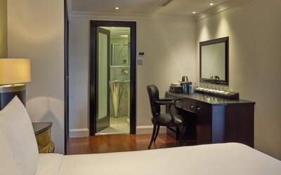 Radisson Blu Hotel, London Leicester Square