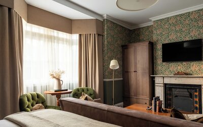 The Drayton Court Hotel