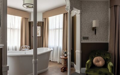 The Drayton Court Hotel