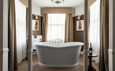The Drayton Court Hotel