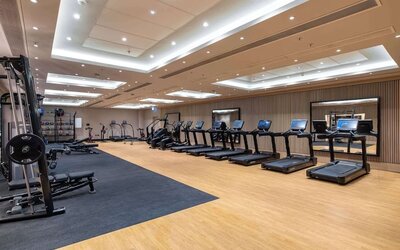 Fitness center available at Hilton London Metropole. 