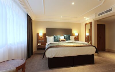 The Marble Arch Hotel, by Thistle