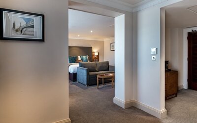 The Marble Arch Hotel, by Thistle