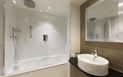 The Marble Arch Hotel, by Thistle