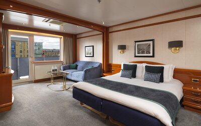 Sunborn London