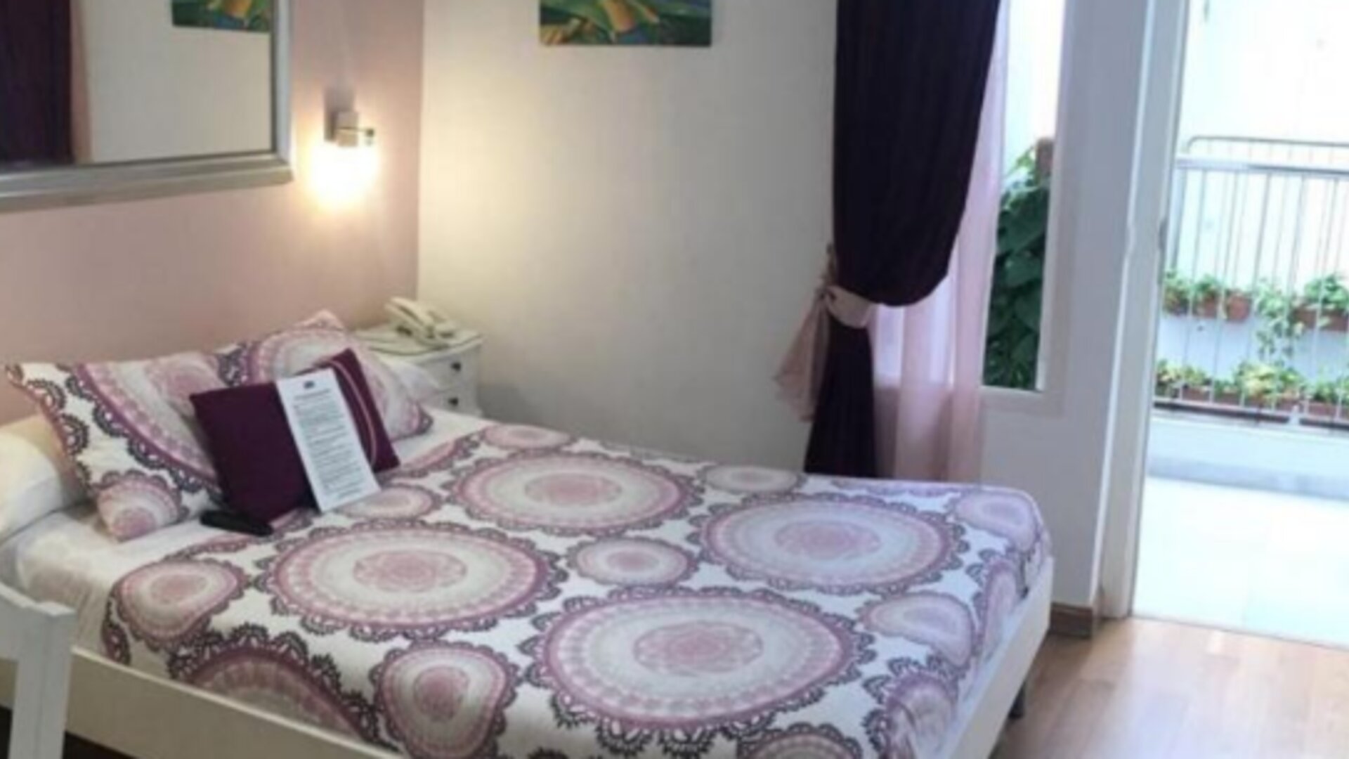 Hotel Un Patio En Santa Cruz