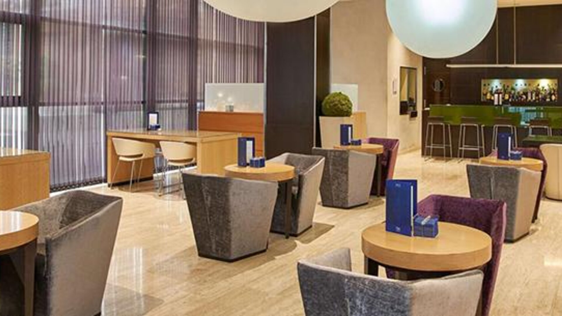 NH Sevilla Plaza De Armas