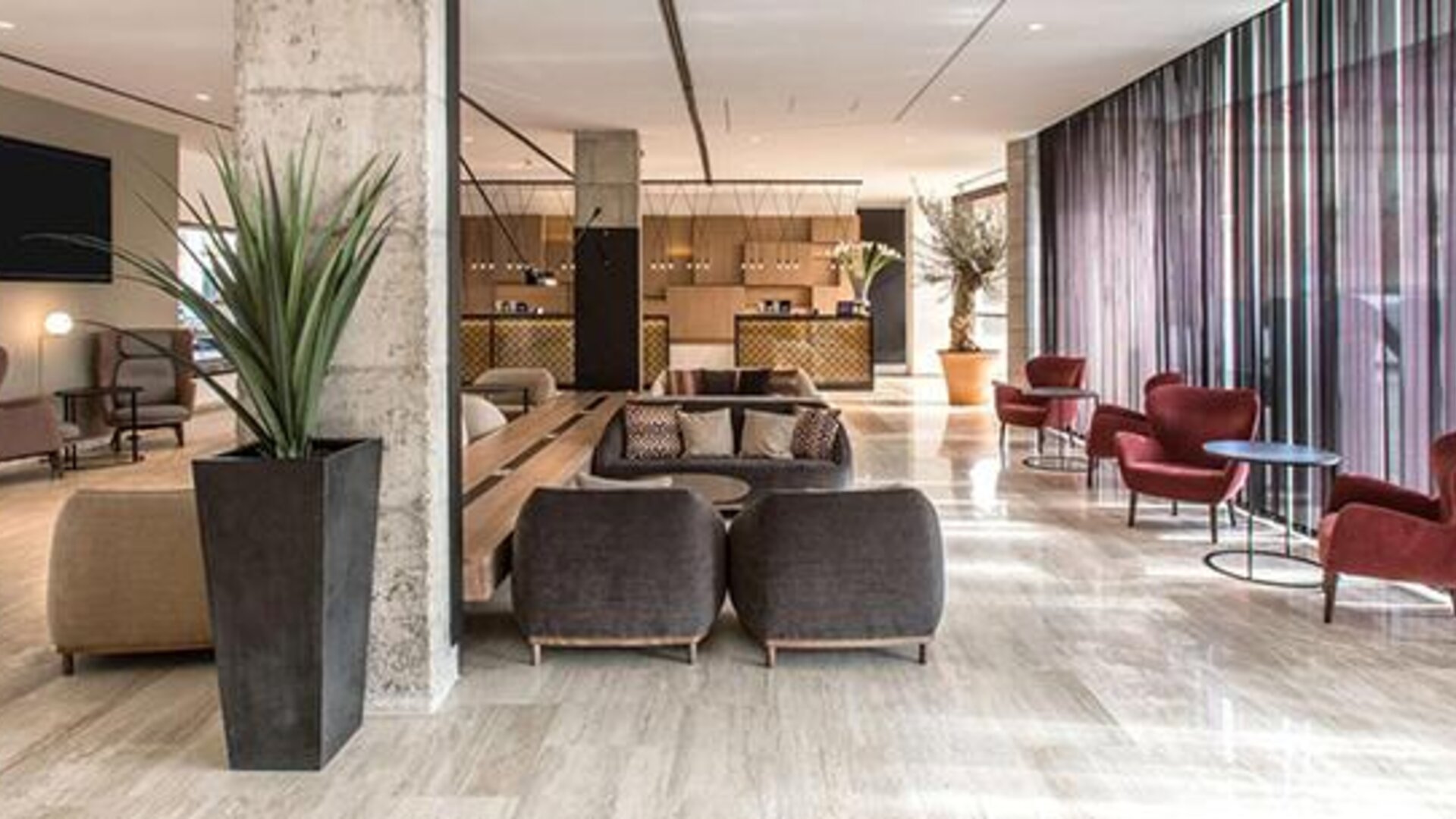 NH Sevilla Plaza De Armas