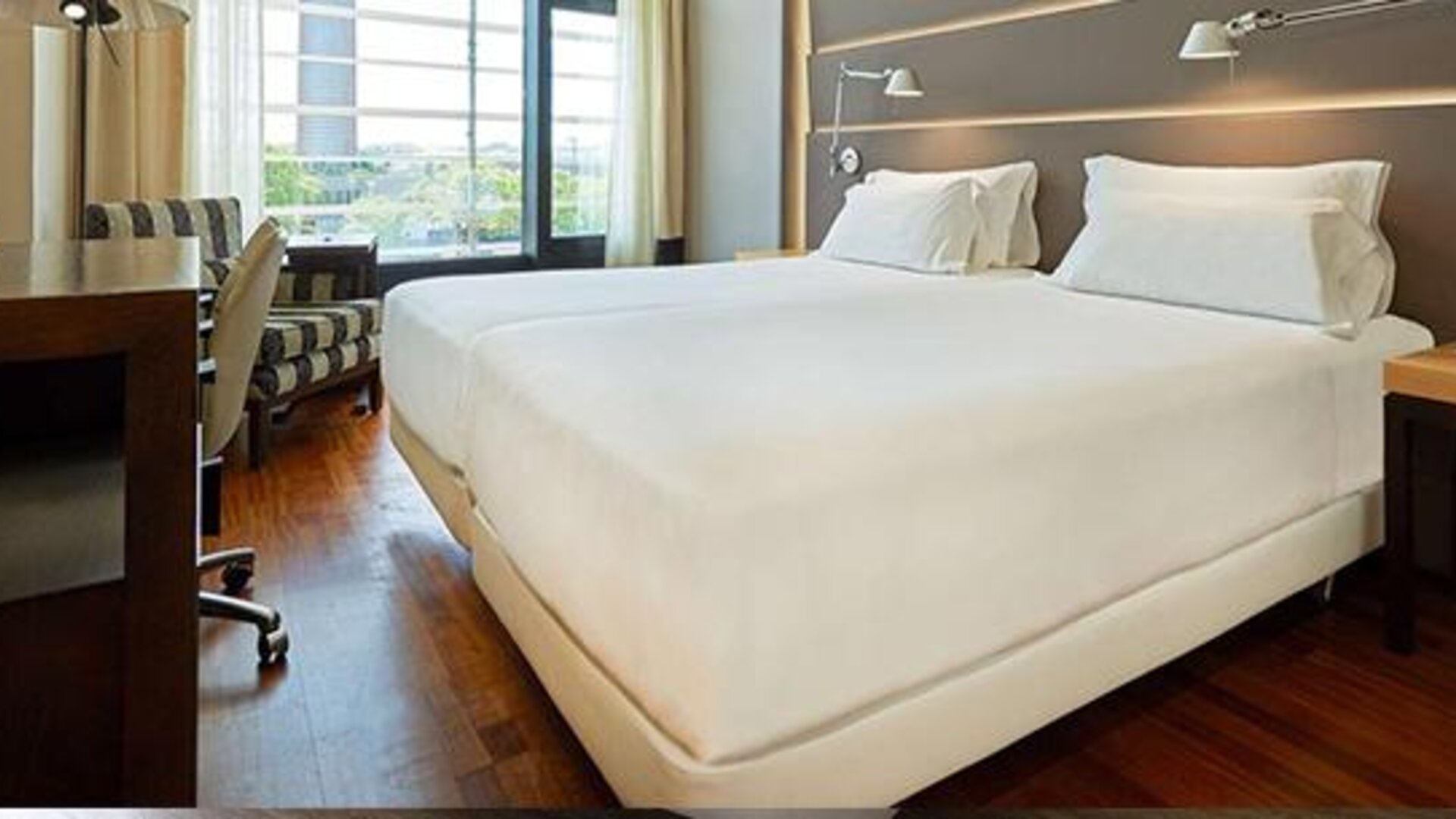 NH Sevilla Plaza De Armas