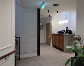 The Z Hotel City
