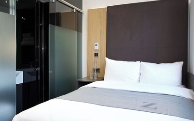 The Z Hotel City