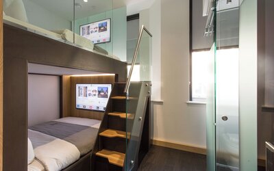 The Z Hotel City