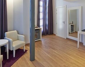 NH Valencia Las Artes