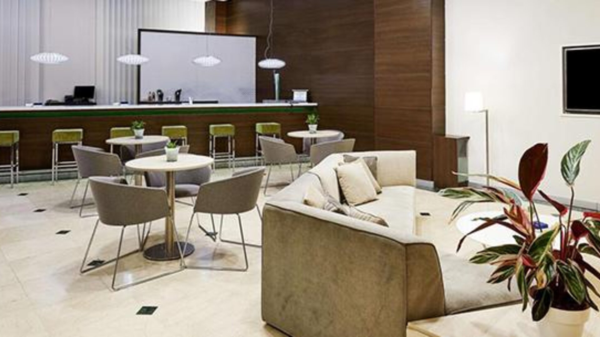 Hotel NH Valencia Center