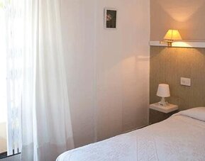 Hotel Malvarrosa Beach Rooms