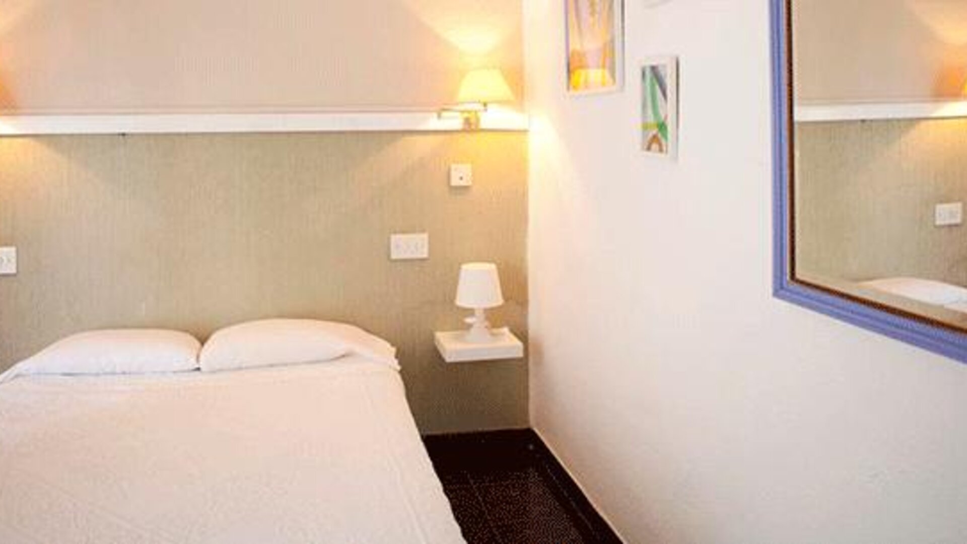 Hotel Malvarrosa Beach Rooms