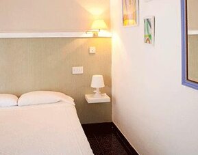 Hotel Malvarrosa Beach Rooms