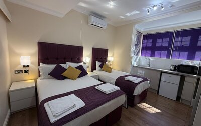 Crompton Guest House