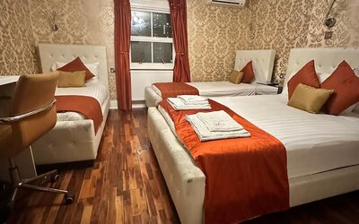 Crompton Guest House
