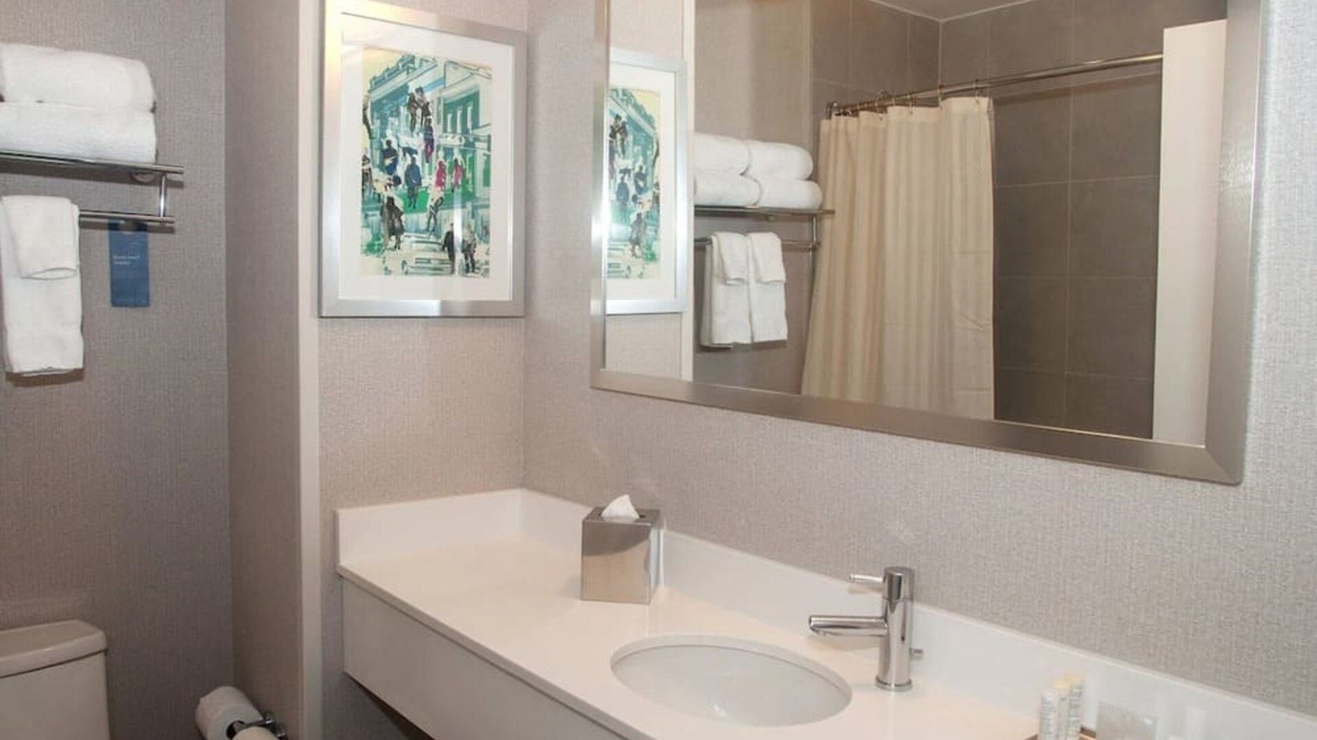 Day room with private bathroom at Fairfield Inn & Suites New York Brooklyn.