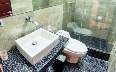 Hotel & Apartments Davesa House