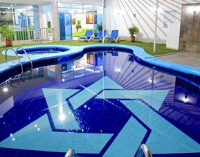 Hotel Abi Inn By GEH Suites