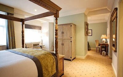The White Hart Hotel