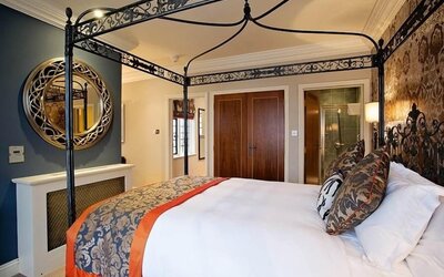 The White Hart Hotel