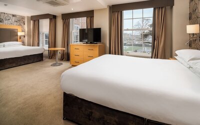 The Lensbury Resort