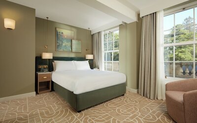 The Lensbury Resort