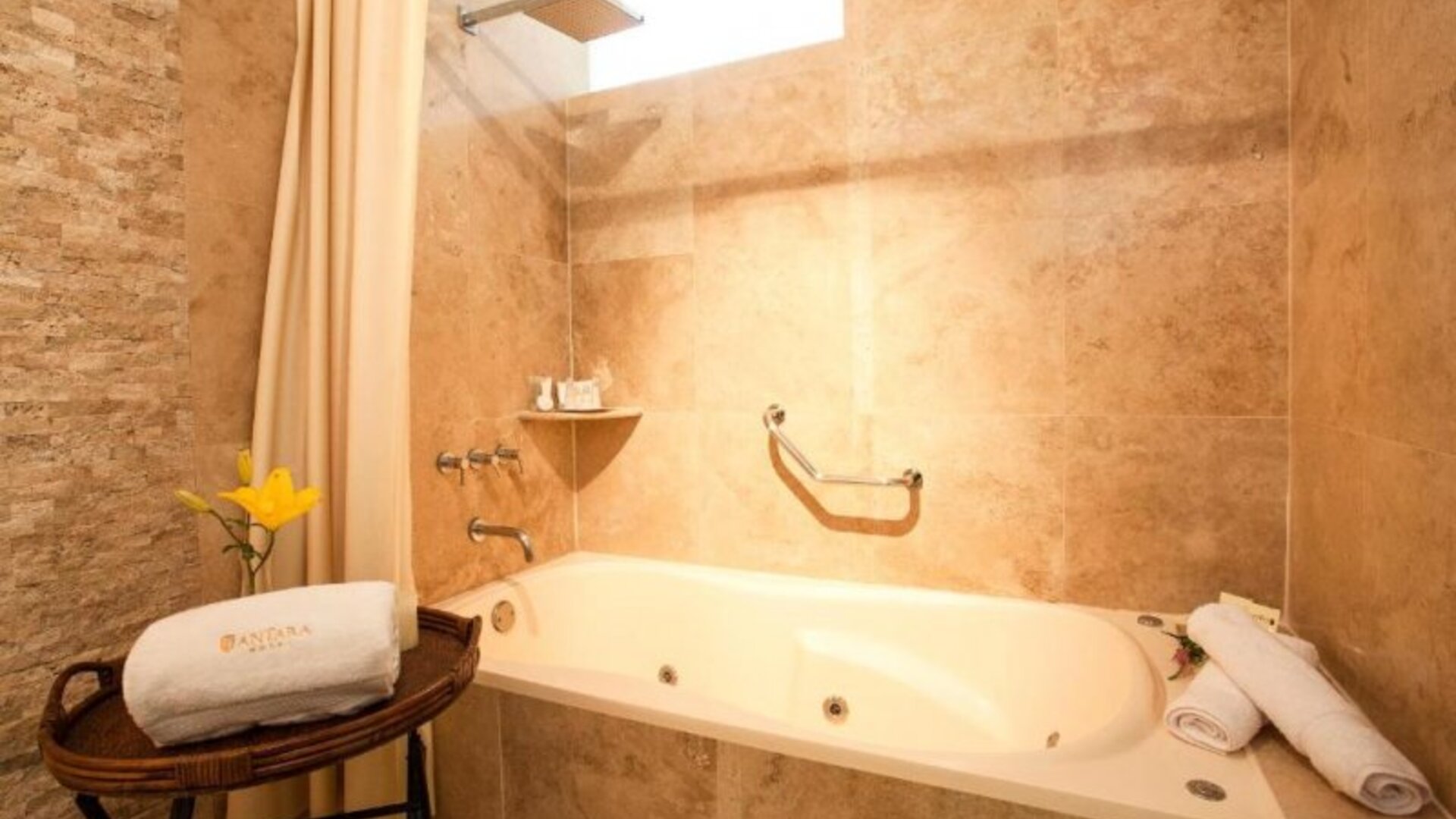 ANTARA HOTEL & SUITES - Miraflores