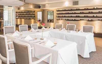 Delfines Hotel & Convention Center