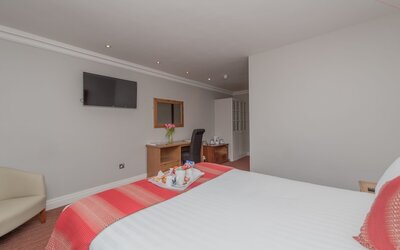 Best Western Bradford Guide Post Hotel