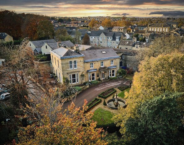 Manor House Lindley