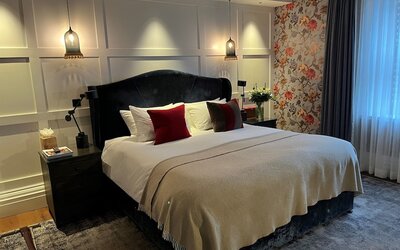 Manor House Lindley