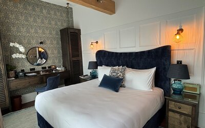 Manor House Lindley