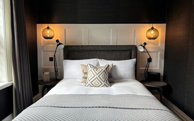 Manor House Lindley
