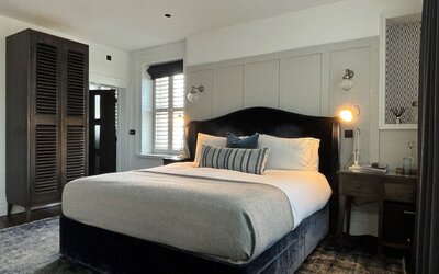 Manor House Lindley